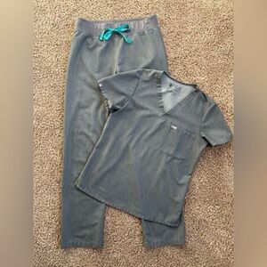 Figs Charcoal Scrub Set with Teal Accents